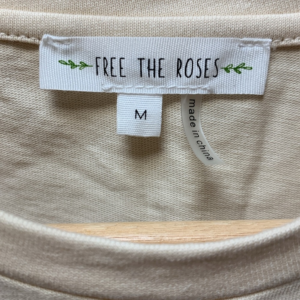 Free The Roses Top - Picture 10 of 12